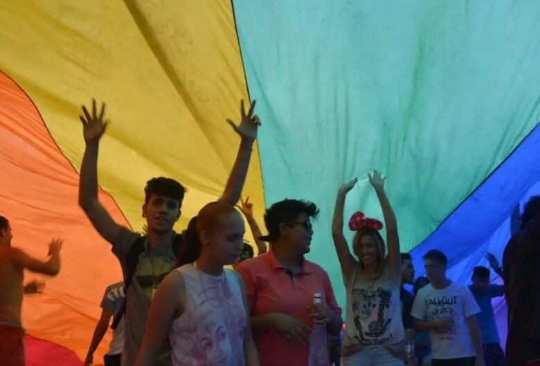 Araraquara realiza a 15ª Parada do Orgulho LGBTQIA+ neste domingo (24)