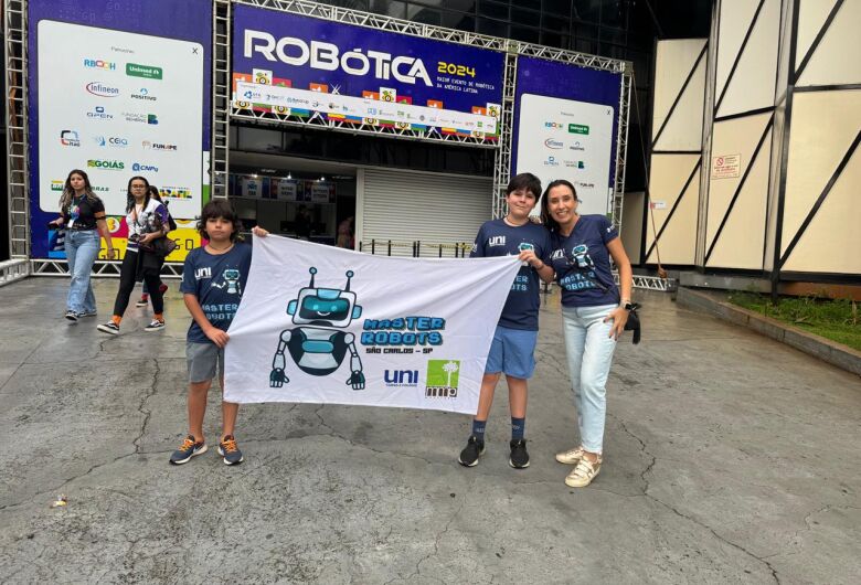 Irmãos são-carlenses representam a cidade na RoboCup Nacional