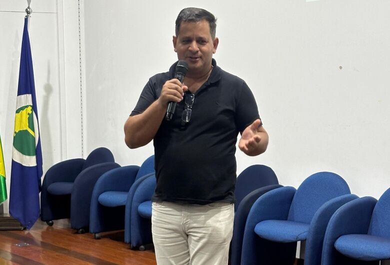 Roselei participa de reunião com membros do Conselho Municipal de Ciência, Tecnologia e Inovação