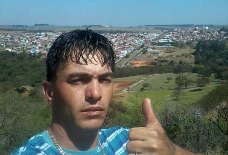  Homem pega carona para ir ao centro da cidade e desaparece