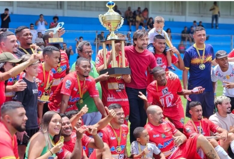 Com futebol e respeito Aracy é campeão da Copa São Carlos