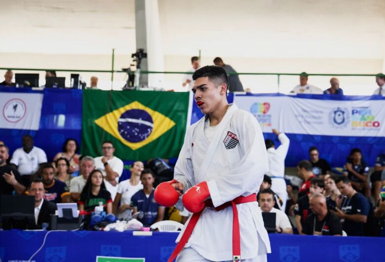 São-carlense conquista medalha de prata no Campeonato Brasileiro de Karatê