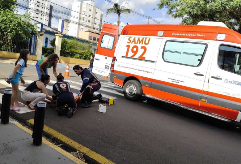 Idosa é atropelada na região da Praça da XV