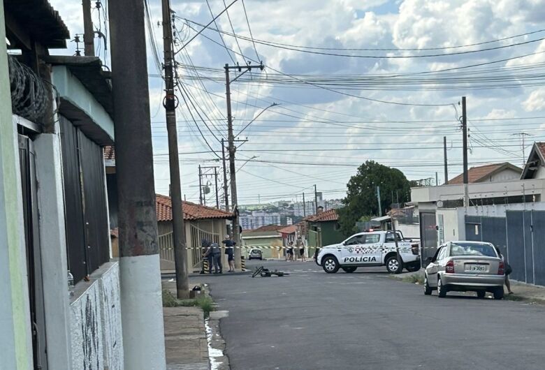 Mulher é esfaqueada durante briga na Vila Alpes 