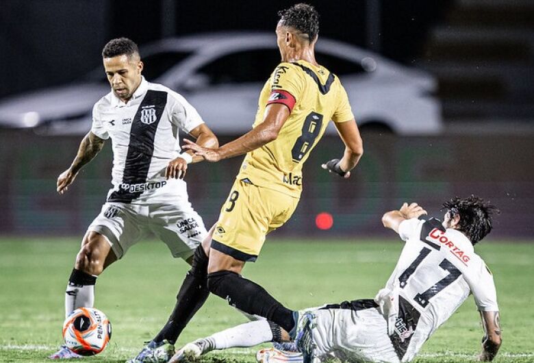 Santos segura empate com a Ponte em Campinas