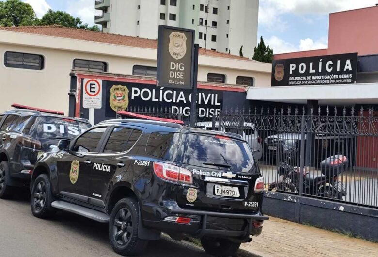 Droga é encontrada na mochila de criança de 3 anos em escola municipal de São Carlos