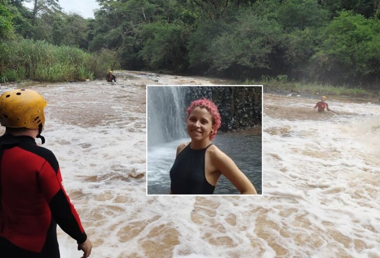 Bombeiros encerram 2&ordm; dia de buscas por estudante que desapareceu na cachoeira Santana