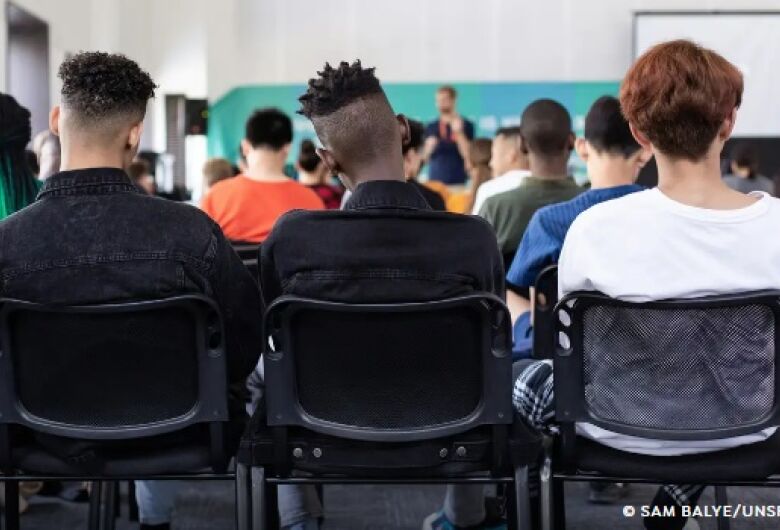 Brasil tem pelo menos 9 mil estudantes trans matriculados nas escolas