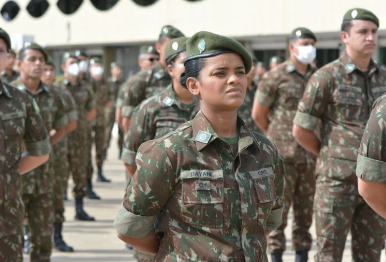 Alistamento militar voluntário feminino está aberto e segue até 30 de junho