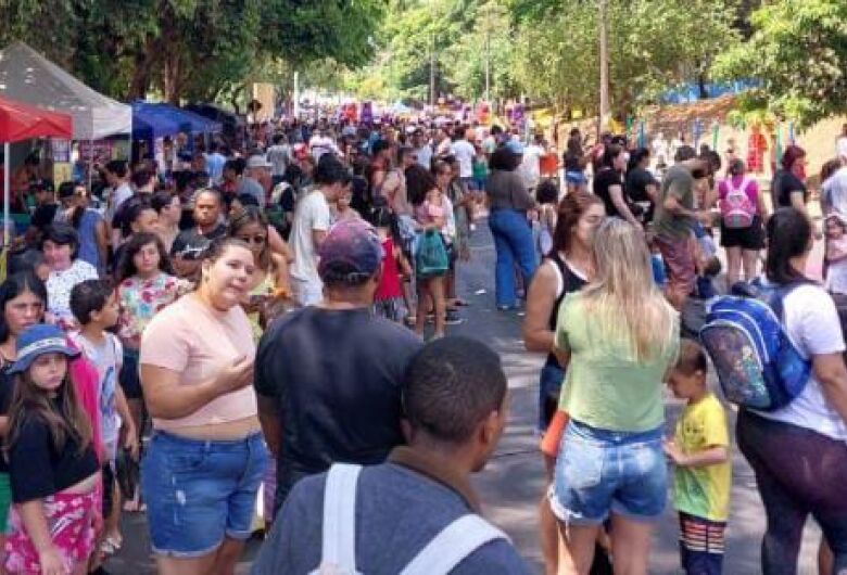 Neste domingo tem mais uma edição da Feira da Barganha no Parque do Bicão