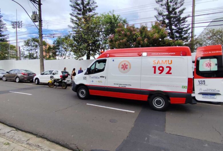 Motociclista desvia de carro e sofre queda na Episcopal