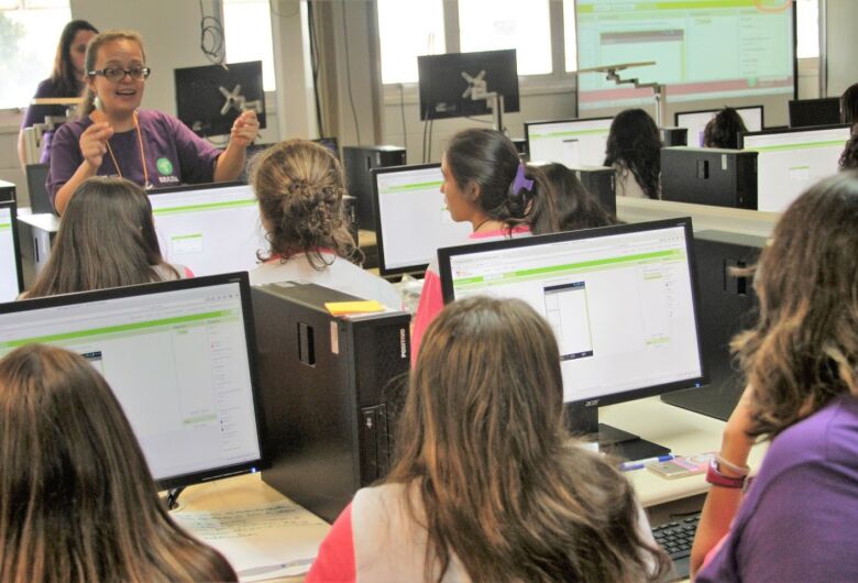 Projetos do ICMC-USP abrem inscrições para bolsas da Fapesp em São Carlos