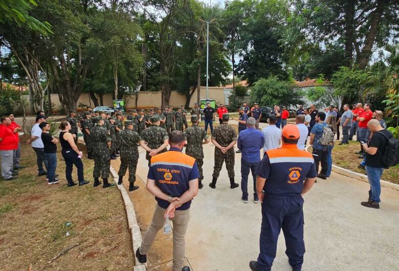 Defesa Civil de Ibaté participa de treinamento de prevenção e combate a incêndios em veículos elétricos