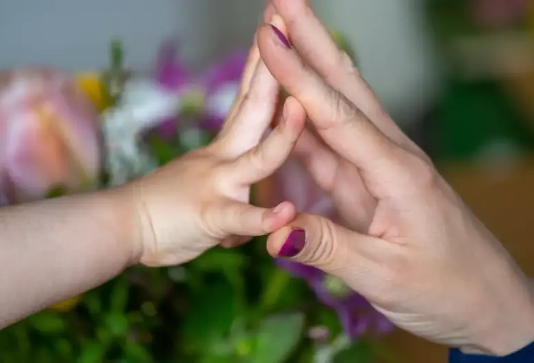 Mais de 700 crianças foram registradas apenas com o nome da mãe em São Carlos