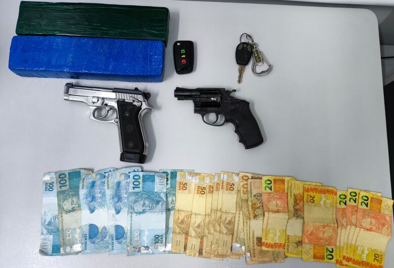 BAEP prende dupla que pretendia matar policiais 