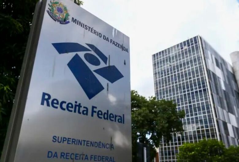 Receita Federal alerta: mensagens por SMS e WhatsApp sobre débitos de MEIs são golpes