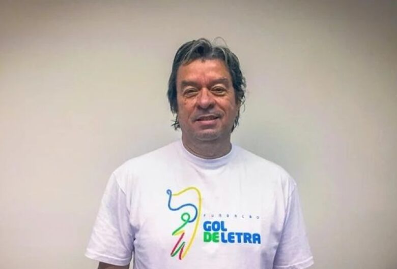Ex-secretário de São Carlos e irmão dos ex-jogadores Raí e Socrátes, Sóstenes morre aos 70 anos