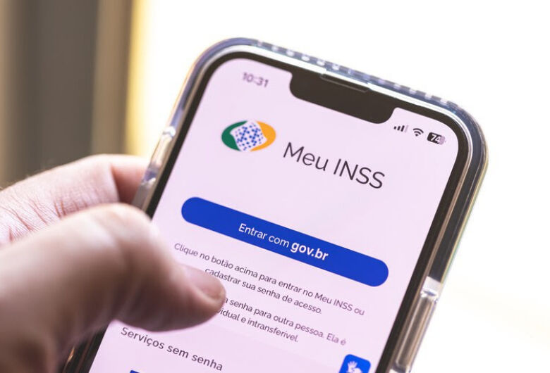 Descontos não autorizados já podem ser contestados via Meu INSS ou ligação para 135