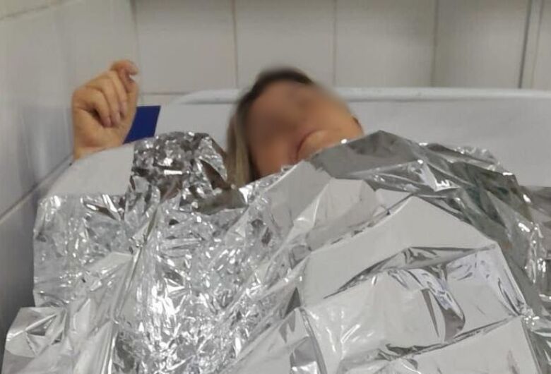 Paciente oncológica que aguardava vaga pelo CROSS é transferida para Santa Casa de São Carlos