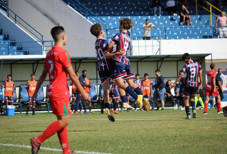 Lobinhos estreiam com vitória no Paulista sub13/sub14
