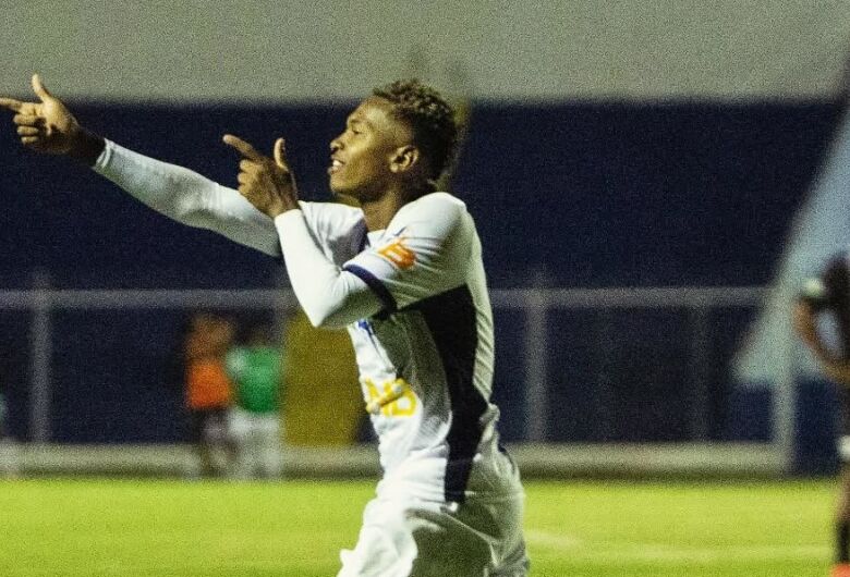 São Carlos FC recebe o líder AD Guarulhos no Luisão 