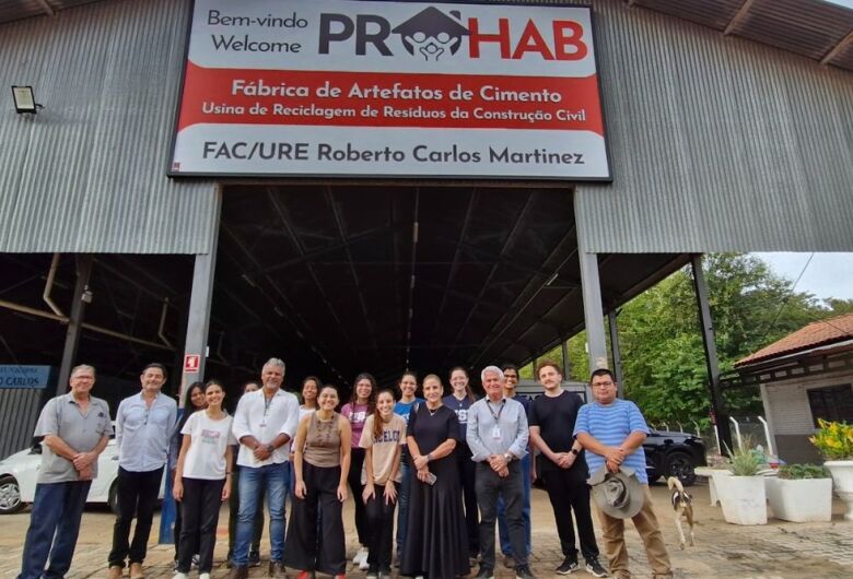 Alunos da USP visitam usina de reciclagem da Prohab e destacam práticas de sustentabilidade