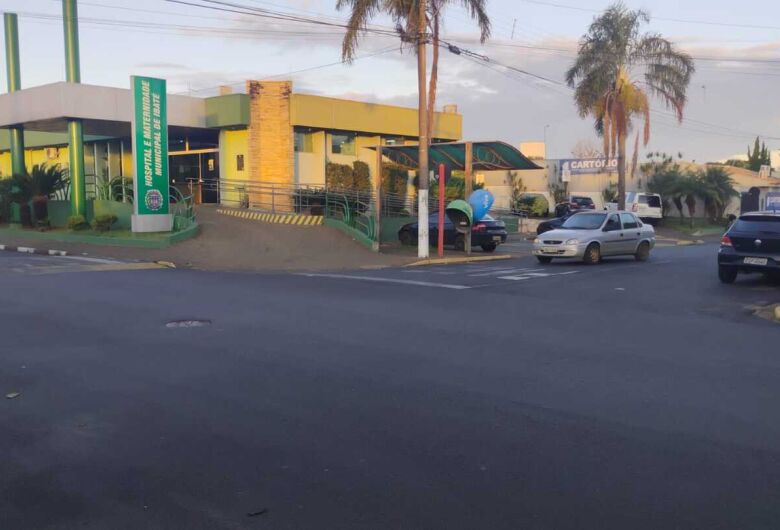 Alteração de mão de via próxima ao Hospital Municipal Hermínia Morganti em Ibaté