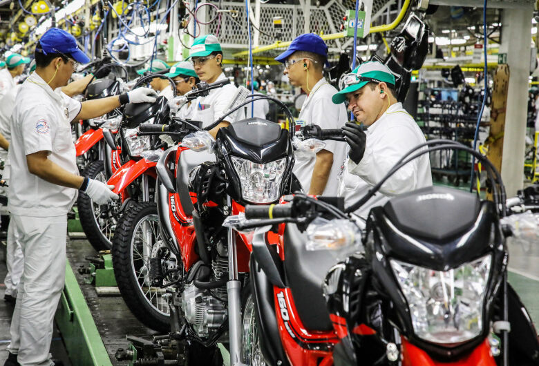 Produção de motocicletas passa de 1 milhão em 2025, diz Abraciclo
