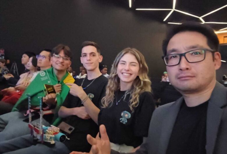 Estudantes do IFSP conquistaram o primeiro lugar em competição internacional na Suíça