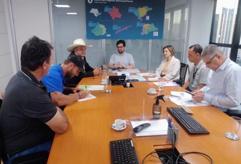 Bira, deputada Graciela e moradores do Alto da Lagoa levam à Artesp demanda por acesso na SP-318