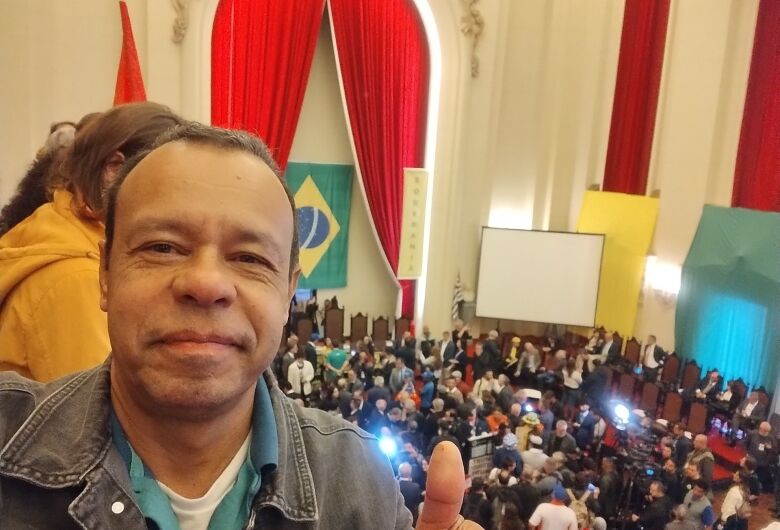 STF decide que piso nacional deve ser pago a temporários e APEOESP comemora