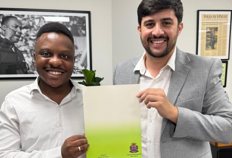 Vereador Bruno Zancheta conquista ônibus para o projeto “Biblioteca nos Bairros”