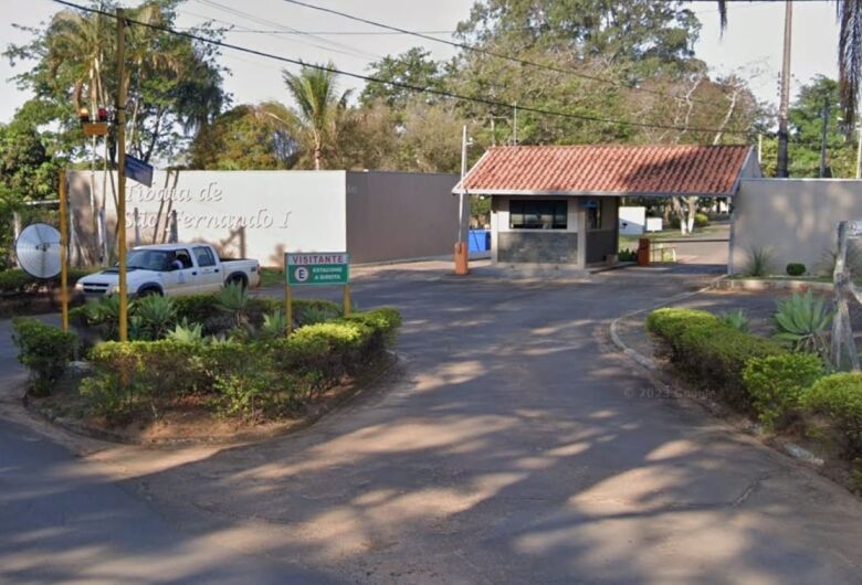 Moradores do Tibaia de São Fernando ficam sem energia após forte chuva