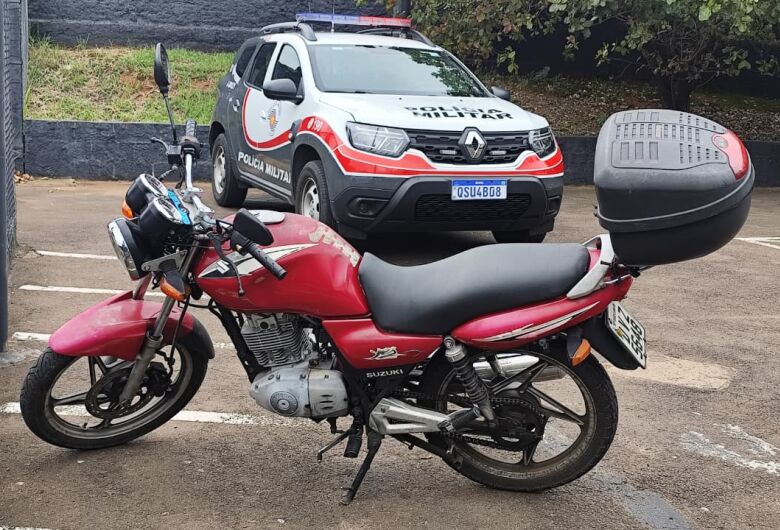 Homem é preso em flagrante por furto de motocicleta em São Carlos