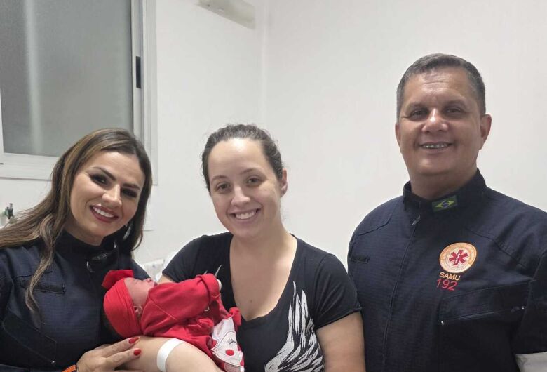Equipe do SAMU realiza parto dentro de residência na Vila Nery