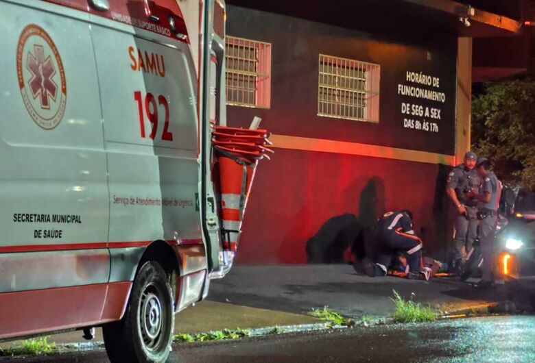 Colisão entre carro e moto deixa motociclista ferido na vilã Marcelino