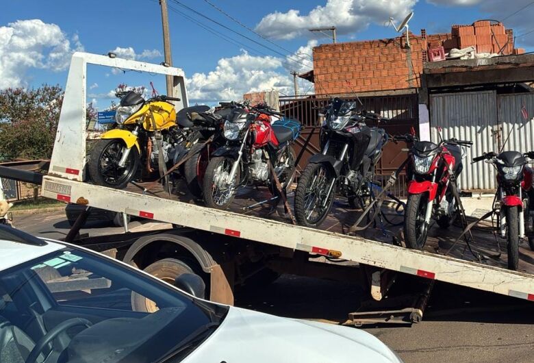 Motos utilizadas em "rolezinhos" são apreendidas durante operação em Ibaté 
