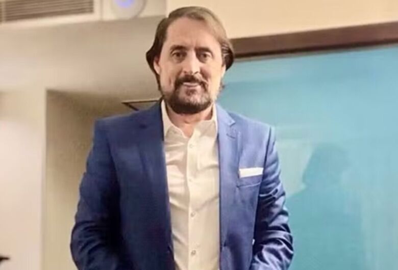 Cantor Mauri Lima, irmão de Chitãozinho e Xororó, morre aos 55 anos após acidente