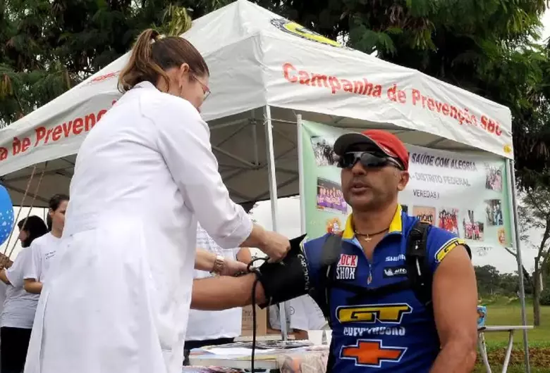 Médico da Santa Casa destaca que saúde preventiva aumenta expectativa de vida