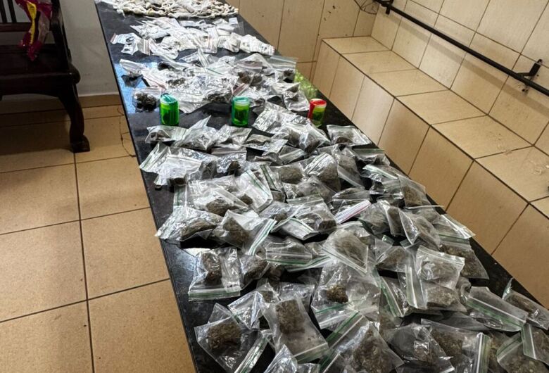 Homem é detido por tráfico de drogas no Cruzeiro do Sul