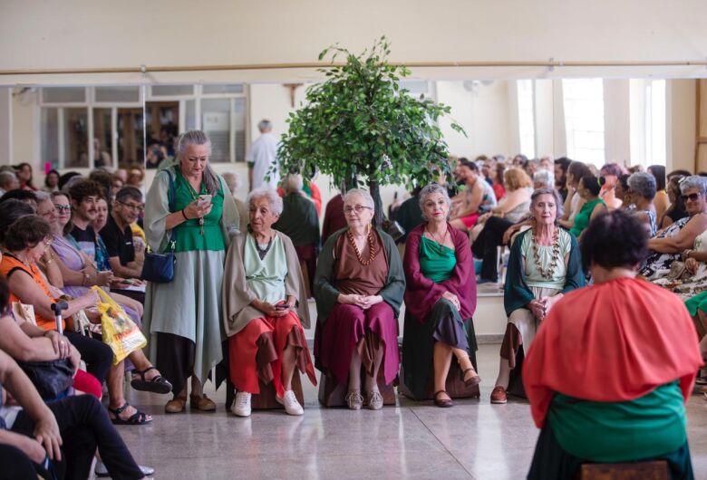 Centro do Idoso encerra ano com celebração e protagonismo da terceira idade