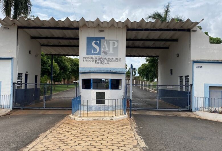 Celulares são apreendidos em Penitenciária na região