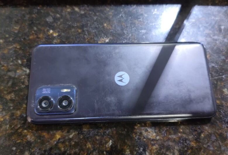 Homem é detido em flagrante por furto em estabelecimento comercial em São Carlos