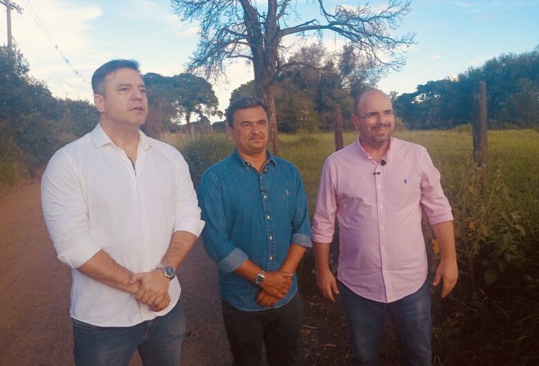 Ao lado de Netto, deputado Maurício Neves anuncia R$ 10,5 milhões para novo anel viário