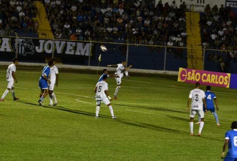 Santos vence o Real Brasília na estreia da Copinha