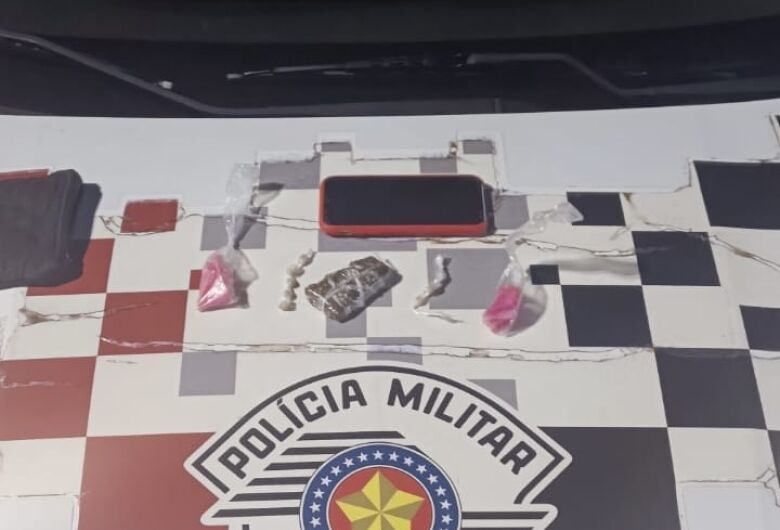 Polícia Militar prende suspeito de tráfico após informações advindas de publicação em redes sociais 