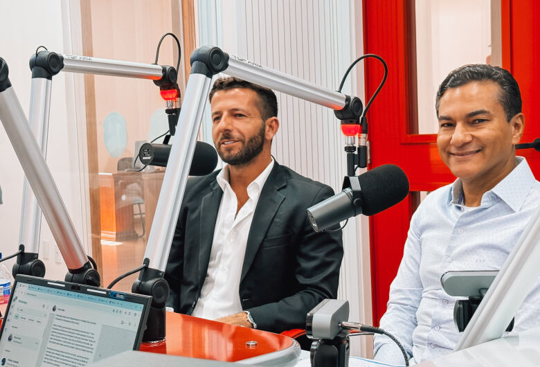 Com apoio de Marcos Pereira, Elton Carvalho viabiliza investimentos históricos na saúde de São Carlo