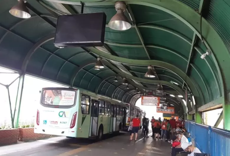 Justiça suspende decreto que impunha tarifa mais alta ao vale-transporte em Araraquara