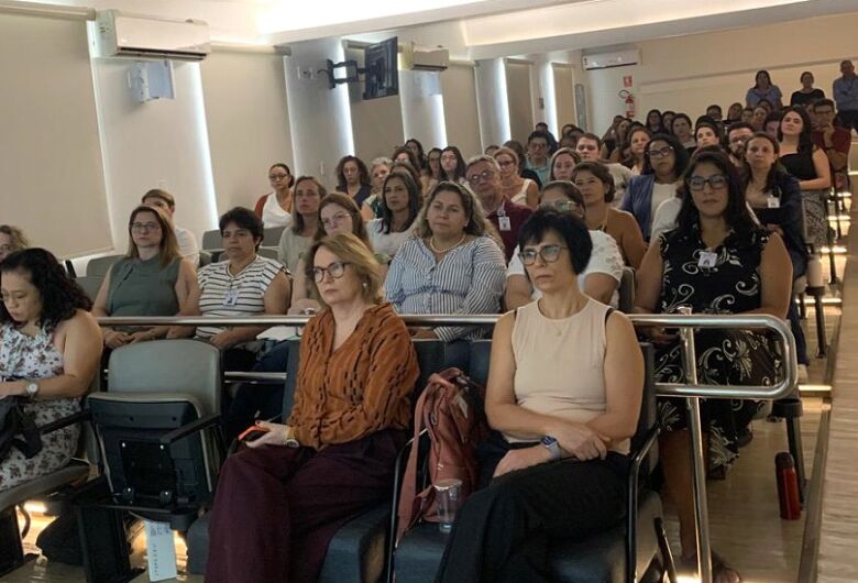 A primeira turma da Pós-Graduação em Laser em Saúde da Santa Casa com apoio do CEPIX – CEPOF - Instituto de Física de São Carlos - USP conclui o curso