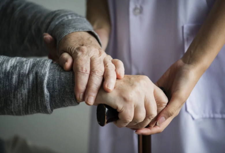 IFSC/USP faz chamada para tratamento das consequências da Doença de Parkinson
